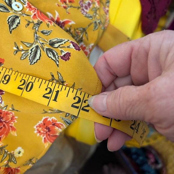 Zara Mustard Floral Cropped Blouse - Picture 8 of 9